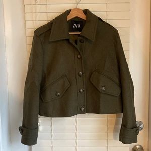 Military style bomber jacket.